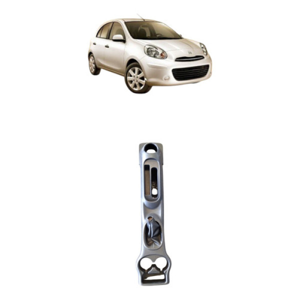 Console Central Nissan March 2012/13